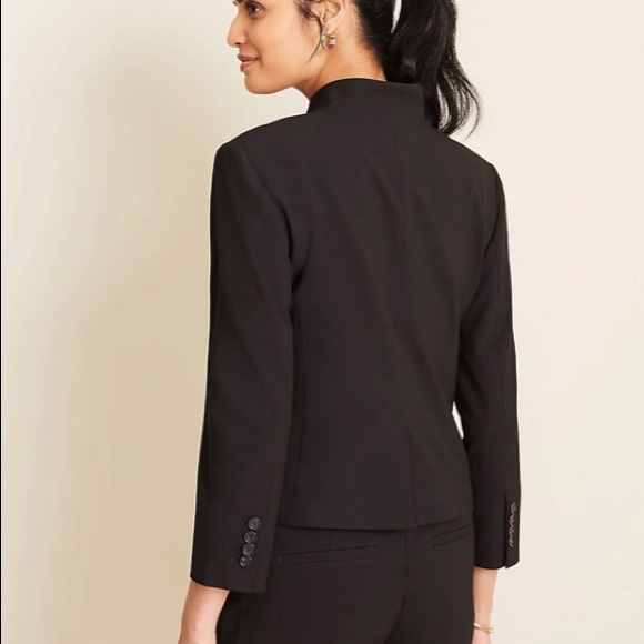 NEW Ann Taylor Seasonless 1 button navy blazer - Picture 2 of 12